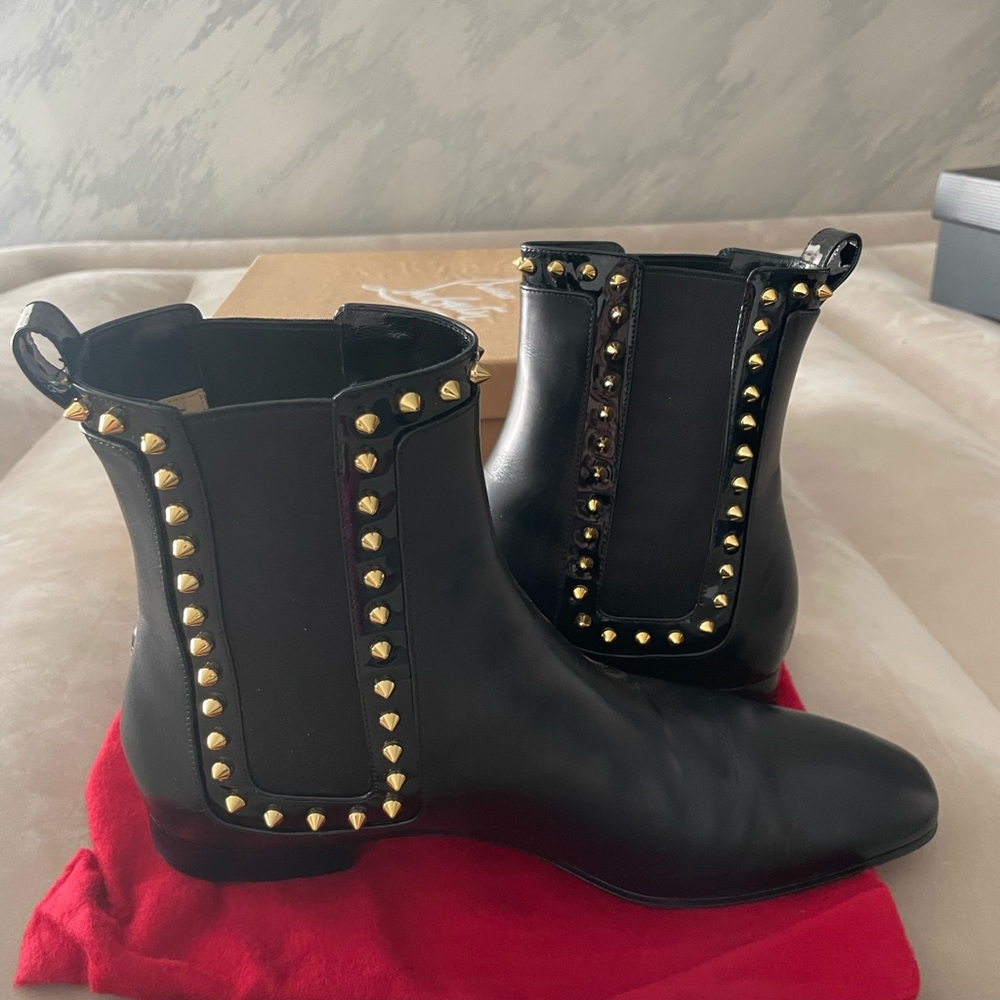 Christian Louboutin Marianne Flat Shiny Calf Leather Boot Black